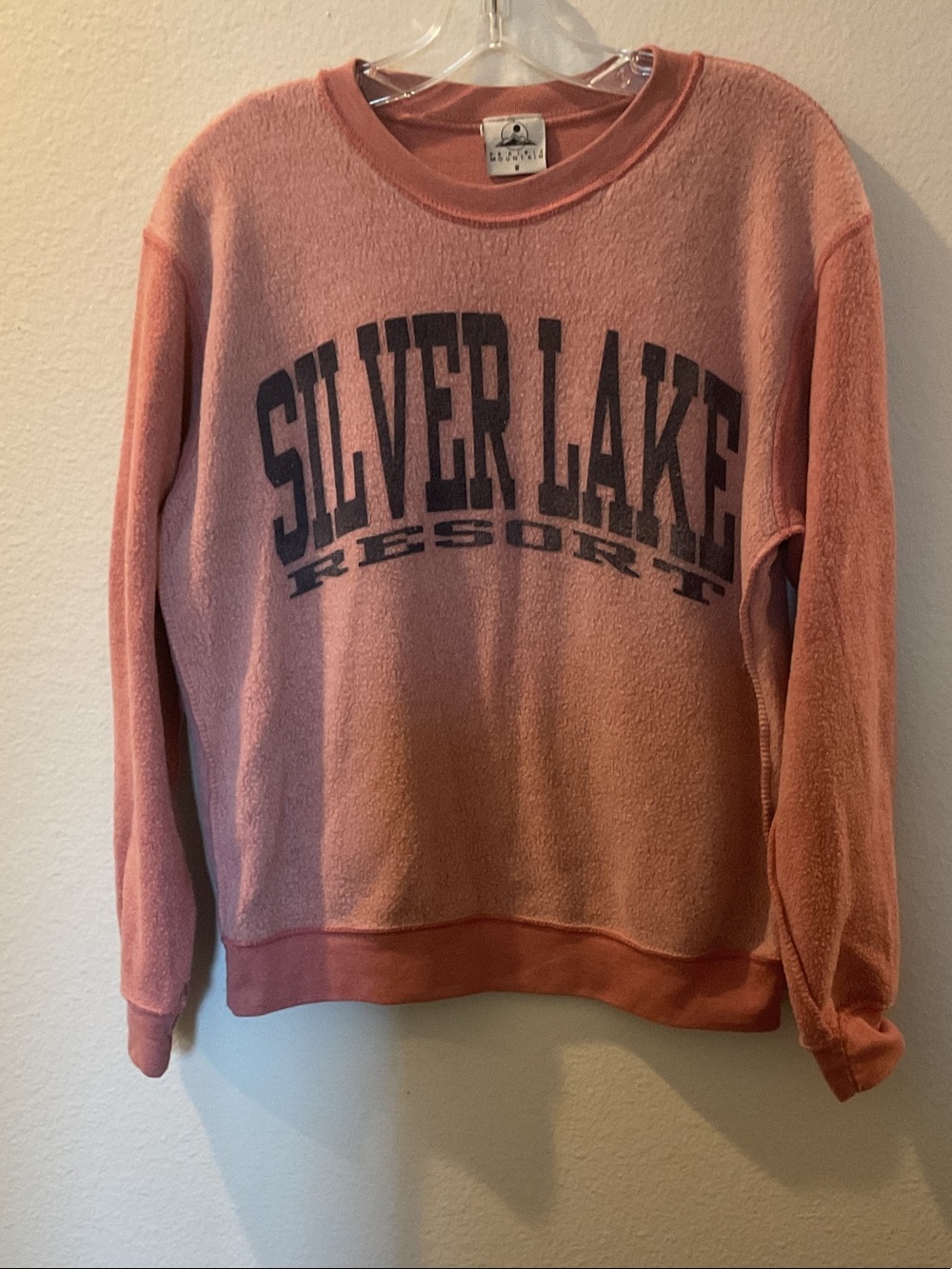 Silver Lake Resort Cozy Pink Crewneck Sweatshirt